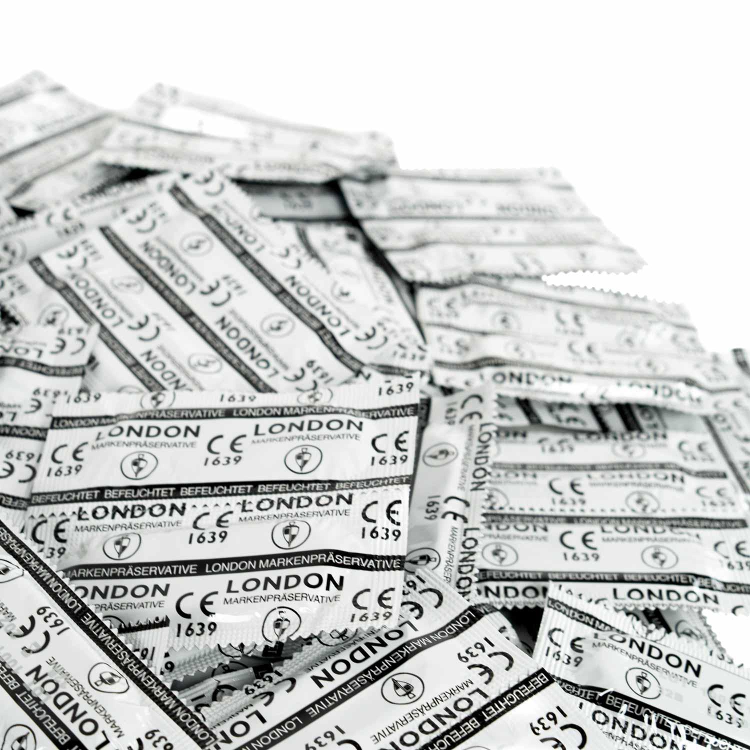 LONDON Q 600 Condoms,  100 pcs, Extra Moist, Ø 52mm, 185mm